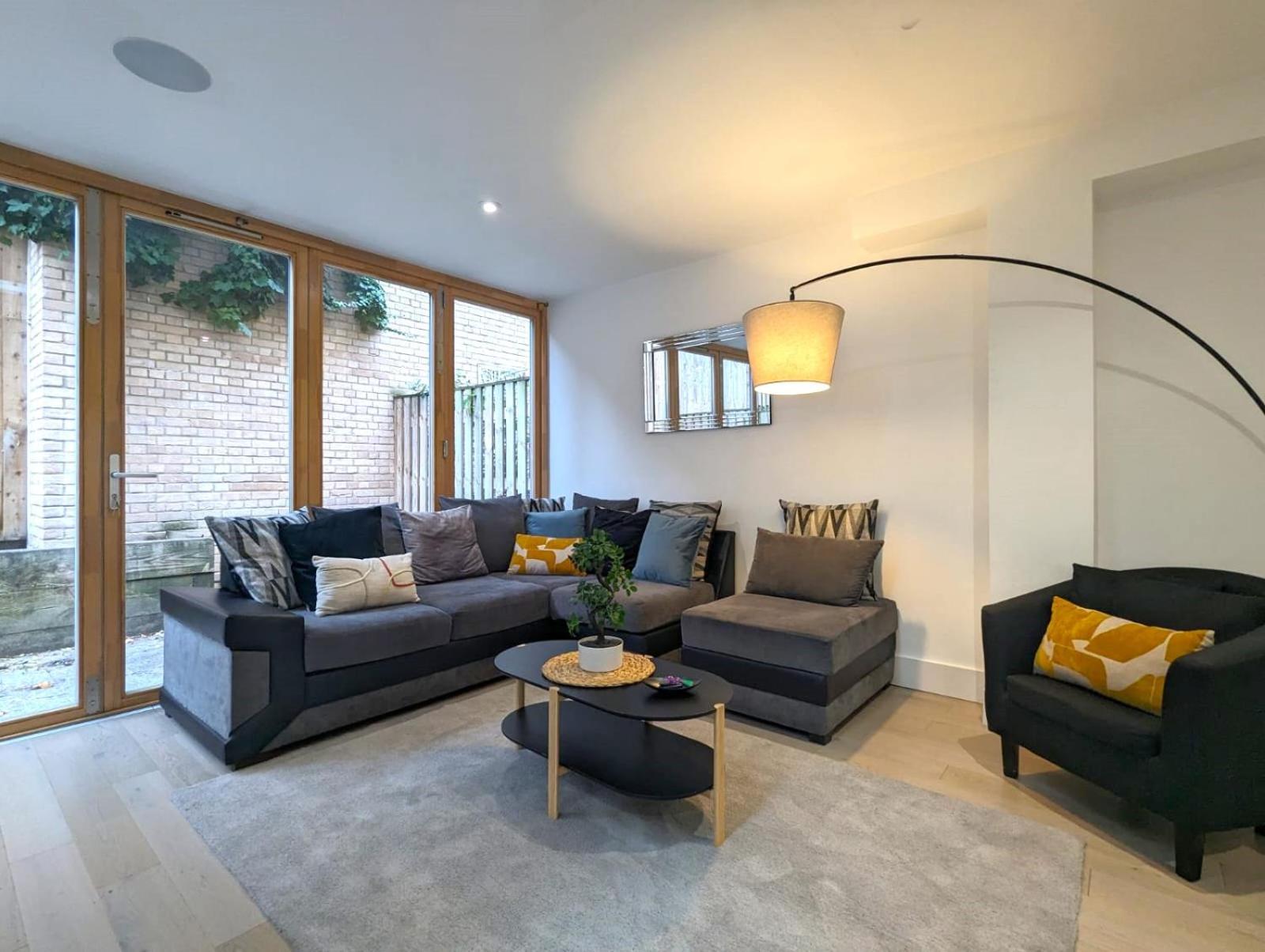 Apartament Luxurious & Modern Townhouse In Hammersmith Londyn Zewnętrze zdjęcie