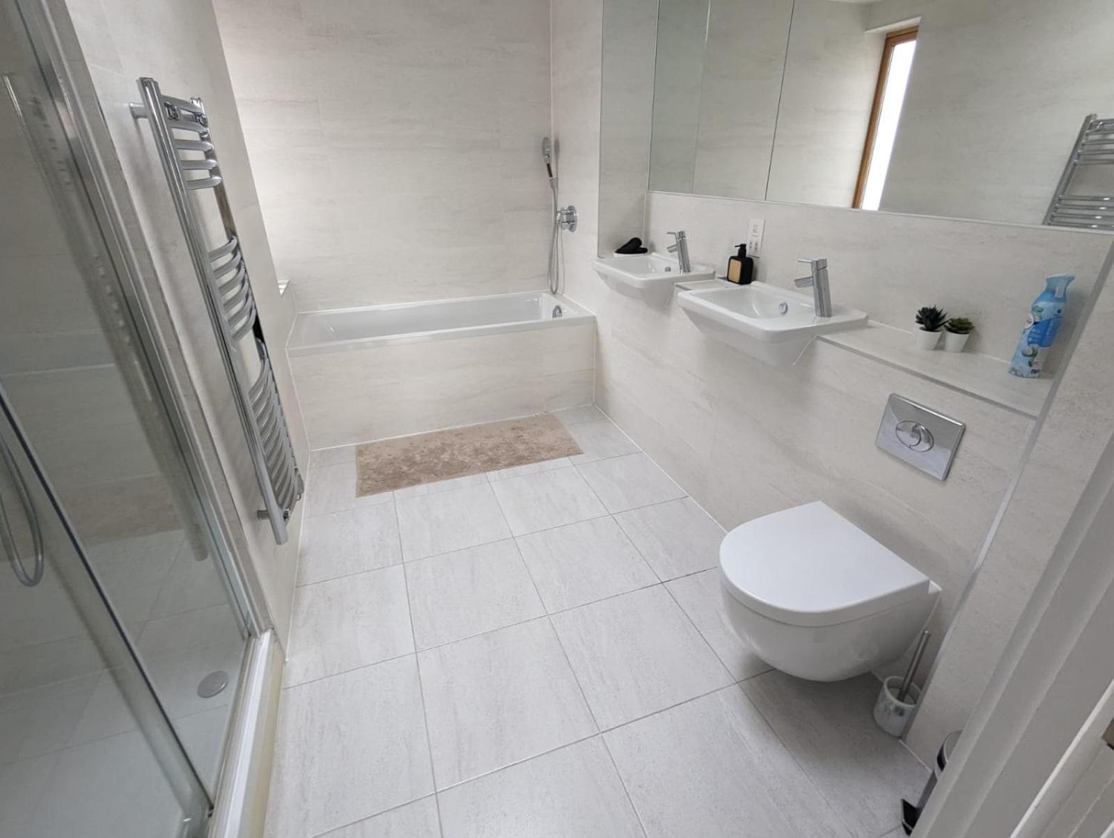 Apartament Luxurious & Modern Townhouse In Hammersmith Londyn Zewnętrze zdjęcie